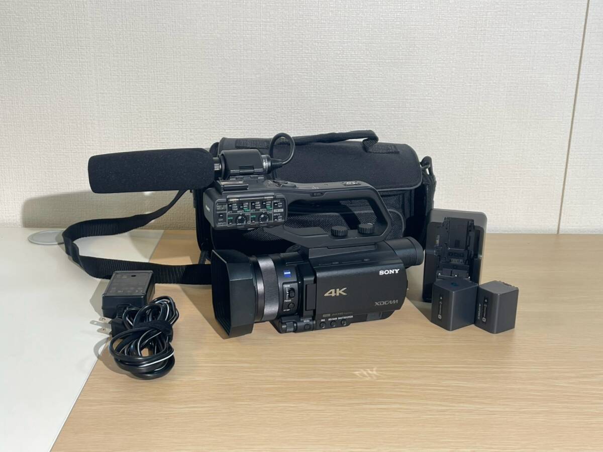 SONY PXW-Z90 XDCAM 4K Professional Video Camera with XLR Handle Microphone 2 Batteries Charger Case [b1244593653]