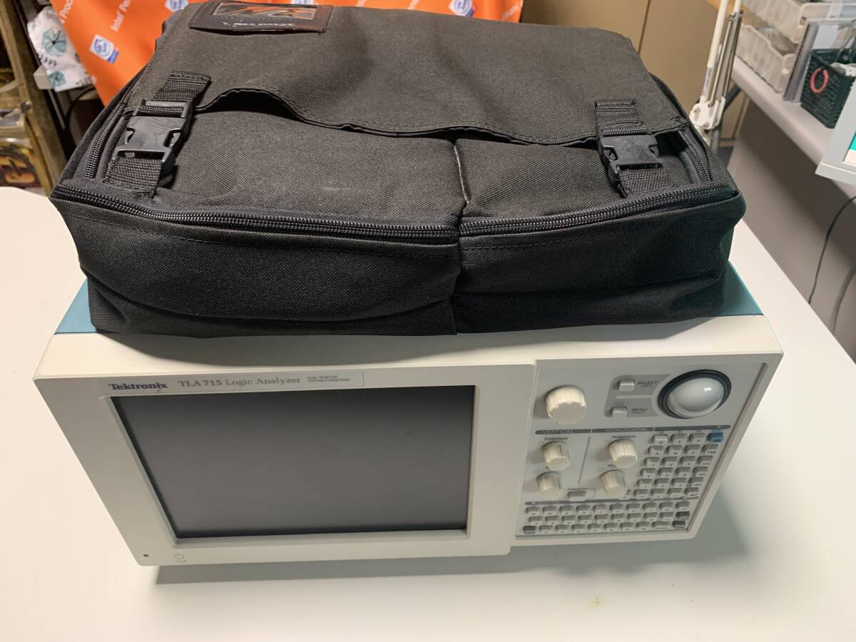 Tektronix TLA715 Logic Analyzer [o1244820535]