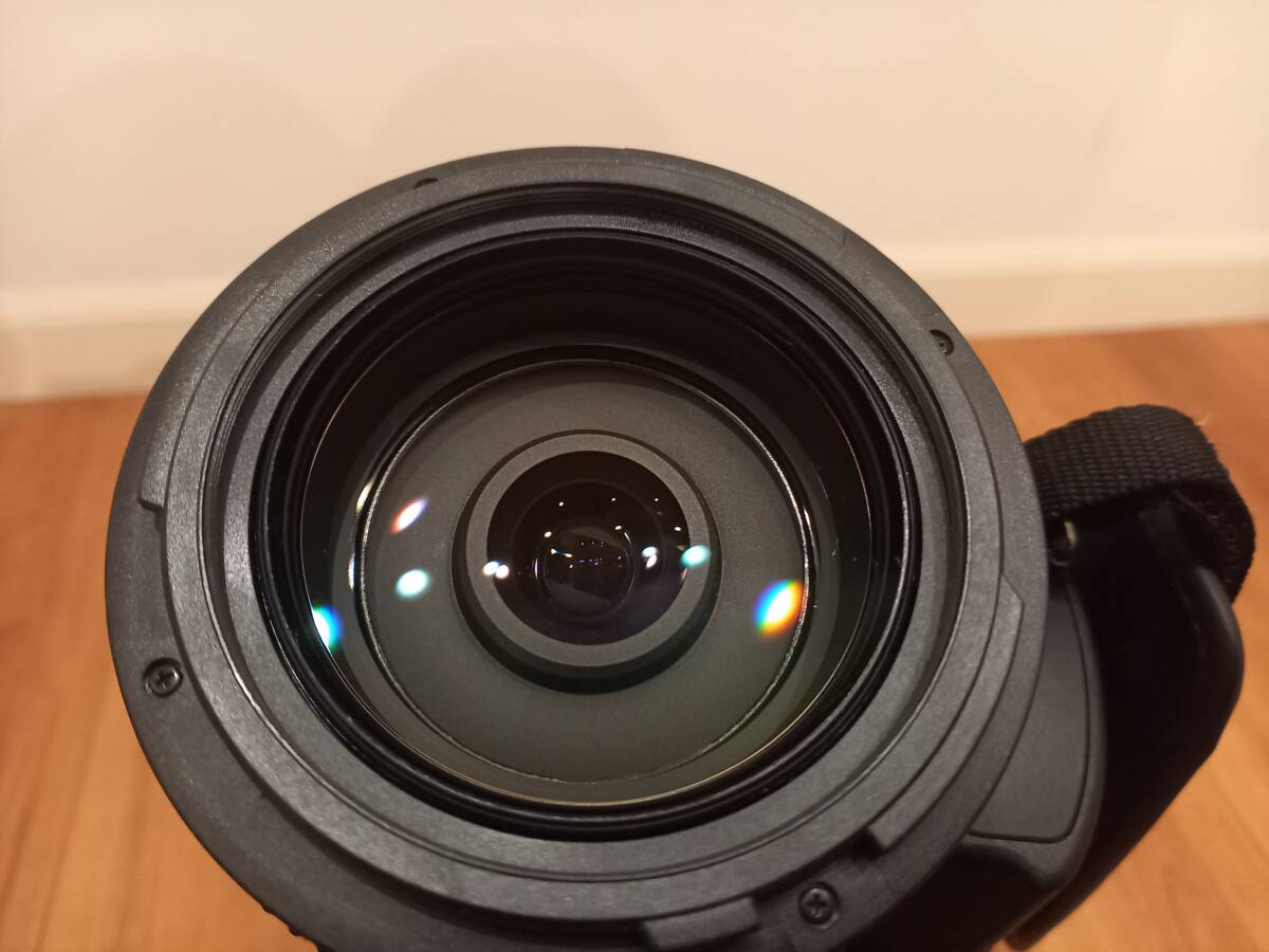 Sony HXR-NX3 Professional Camera with Charger Remote and Microphone [p1244973611]
