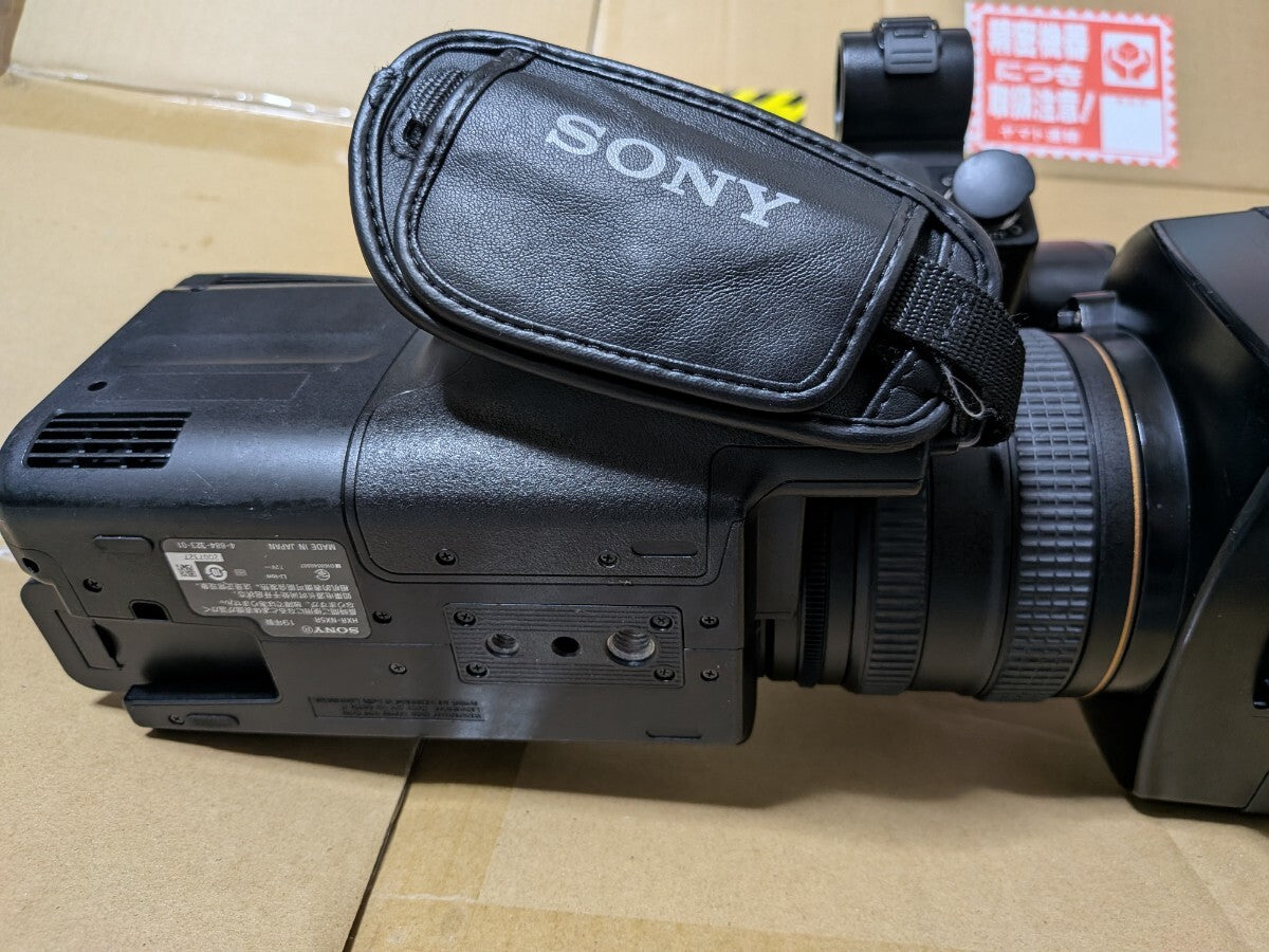 SONY HXR-NX5R Professional Camera [h1245202718]