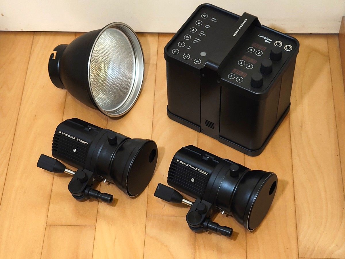 Complete One MFH-25 Strobe Light 2 Units Set [z687057308]