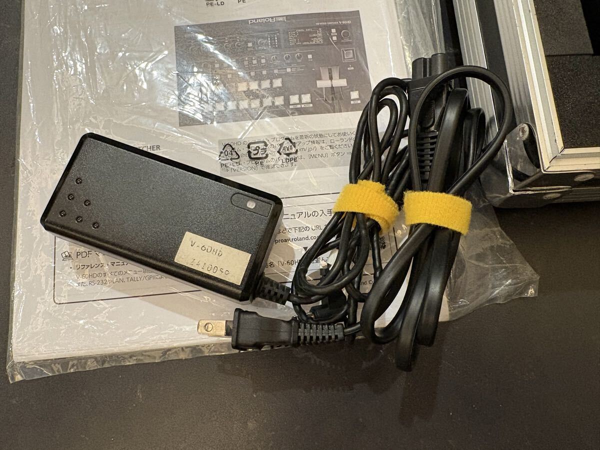 Roland V-60HD Video Switcher with Hard Case [t1245762863]