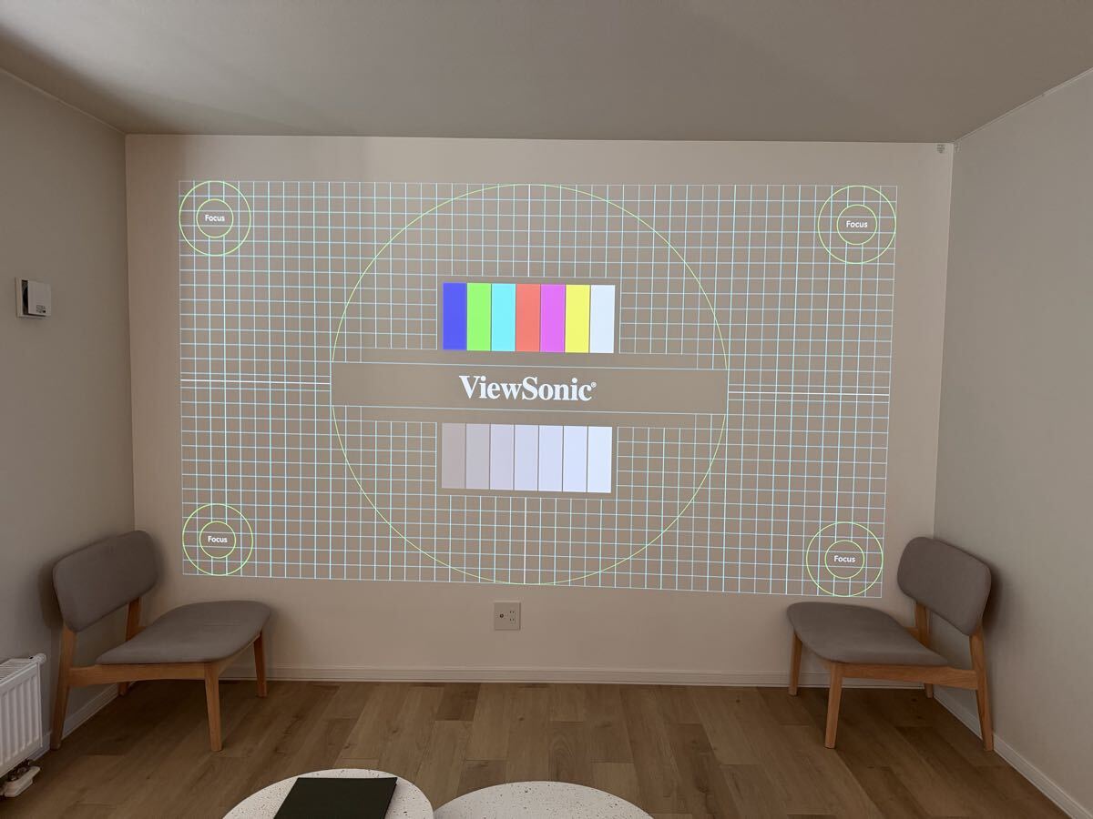 ViewSonic X100-4K Projector with Accessories [v1245778565]