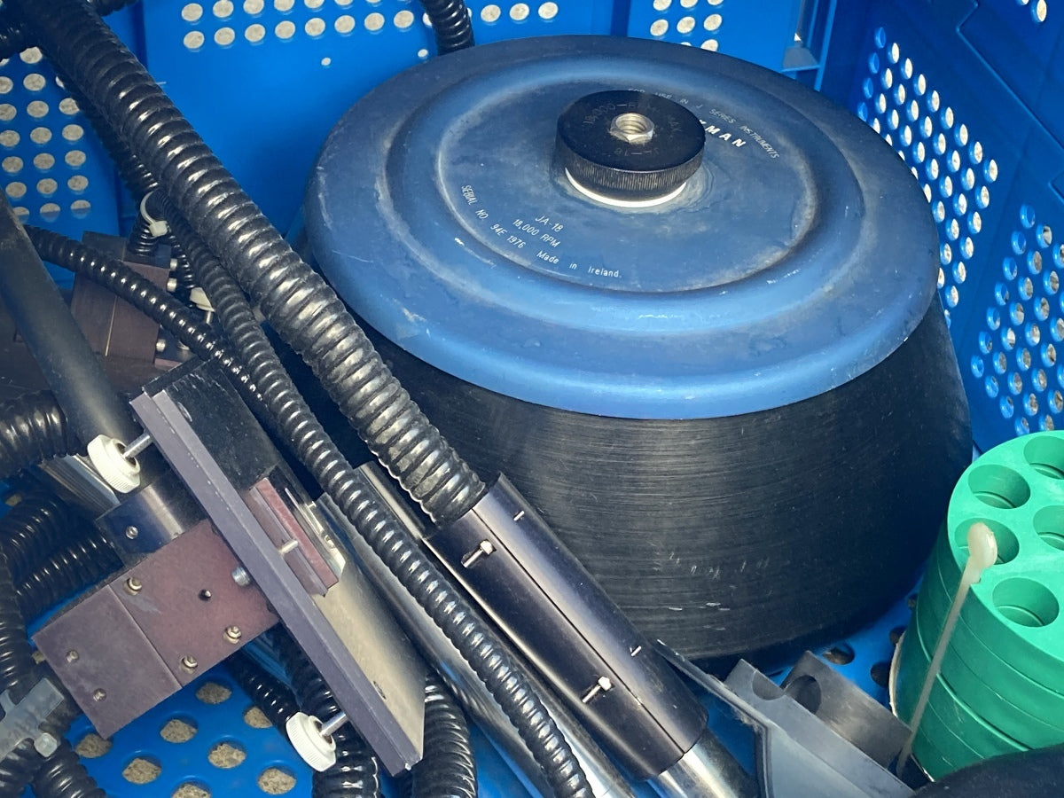 Beckman J-25 HP High-Speed Refrigerated Centrifuge with Accessories (as-is) [t1245863848]