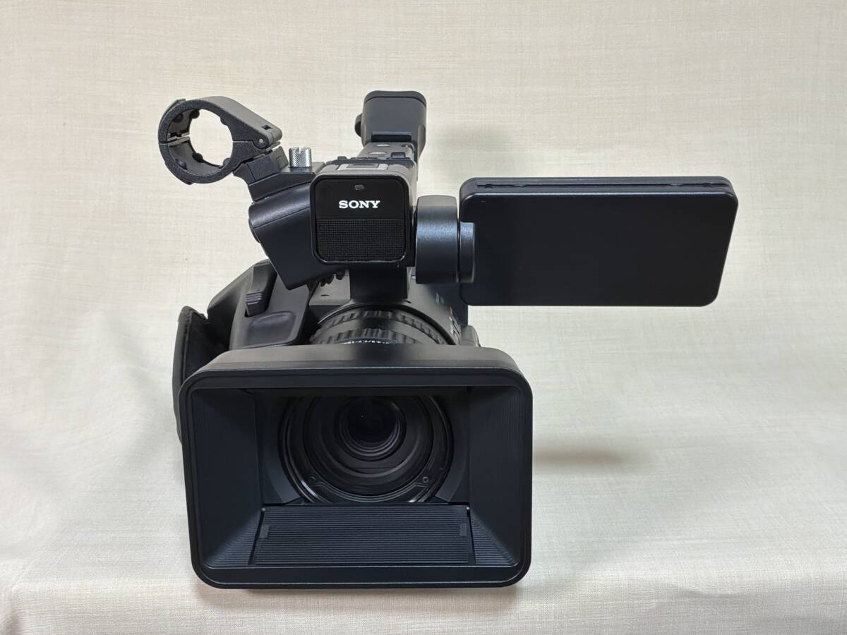 Sony HXR-NX800 Professional Camera 1.0-inch 20x Optical Zoom 4K 120P [n1245972134]