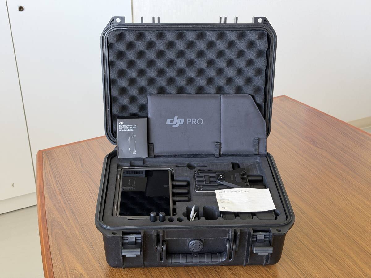 DJI Transmission Combo High Brightness Monitor with Accessories [c1246013164]