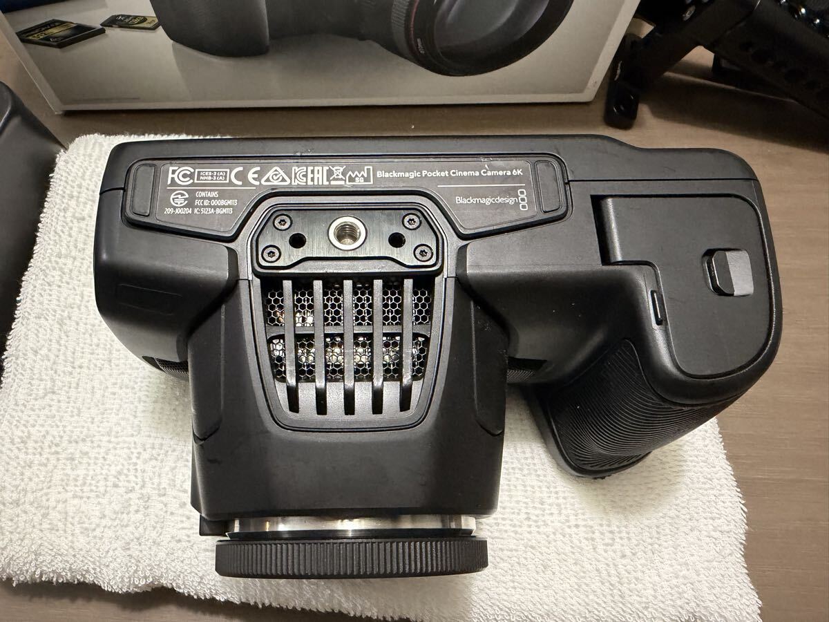 Blackmagic Pocket Cinema Camera 6K with SmallRig Cage [o1246151640]