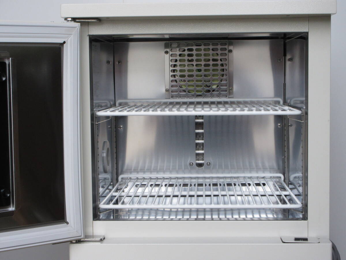 Fukushima Galilei FMU-054I Low Temperature Incubator 50L 5℃-35℃ 100V [e1246745824]