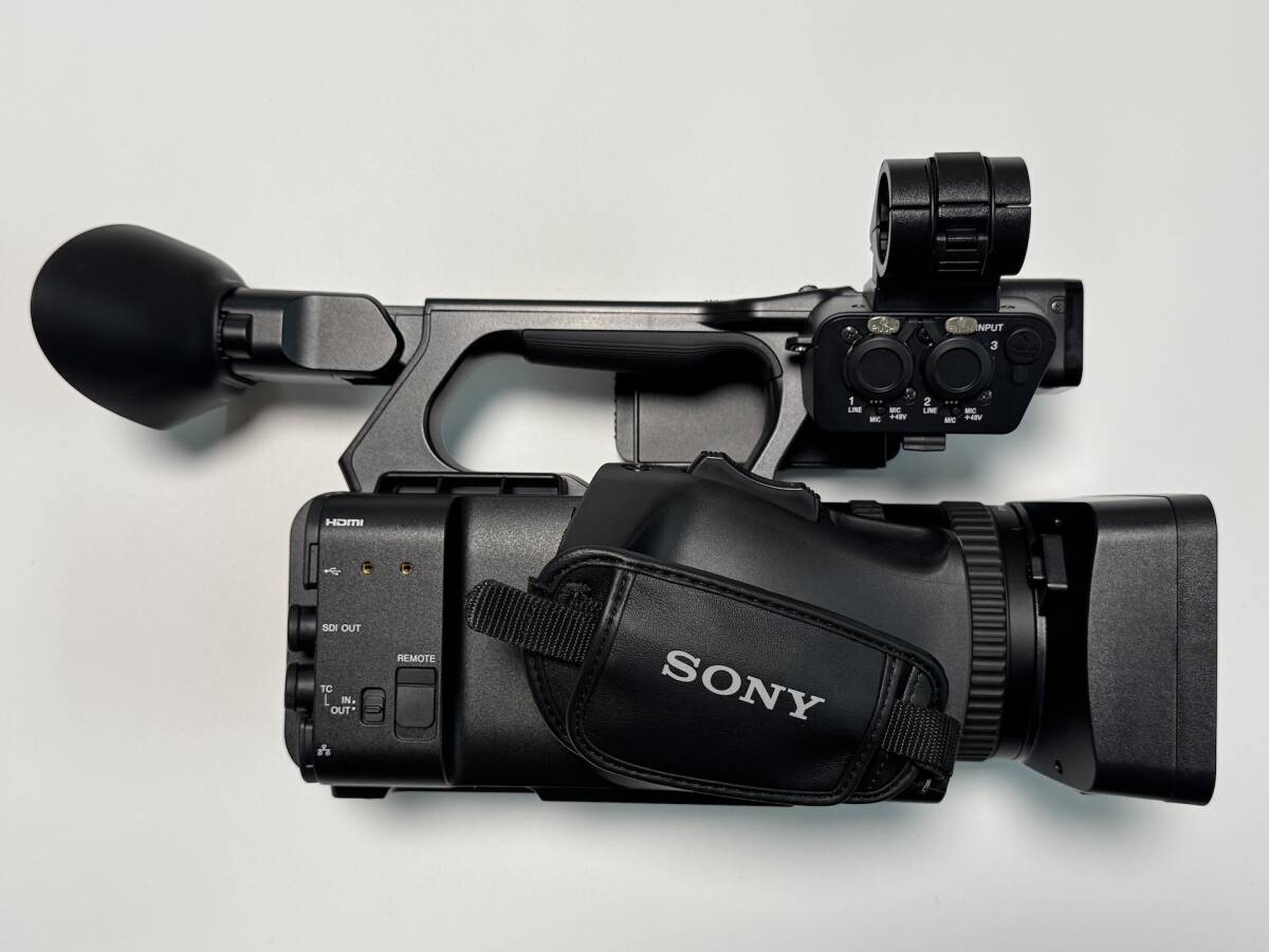 Sony PWX-Z200 Professional Camera with Accessories Set [f1246845268]