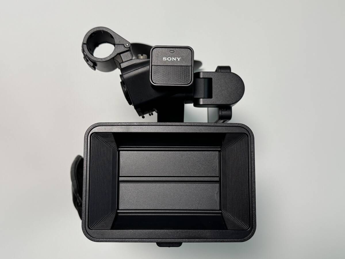 Sony PWX-Z200 Professional Camera with Accessories Set [f1246845268]