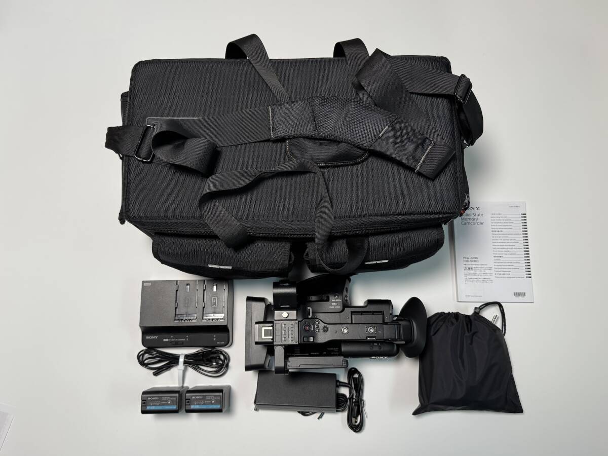 Sony PWX-Z200 Professional Camera with Accessories Set [f1246845268]