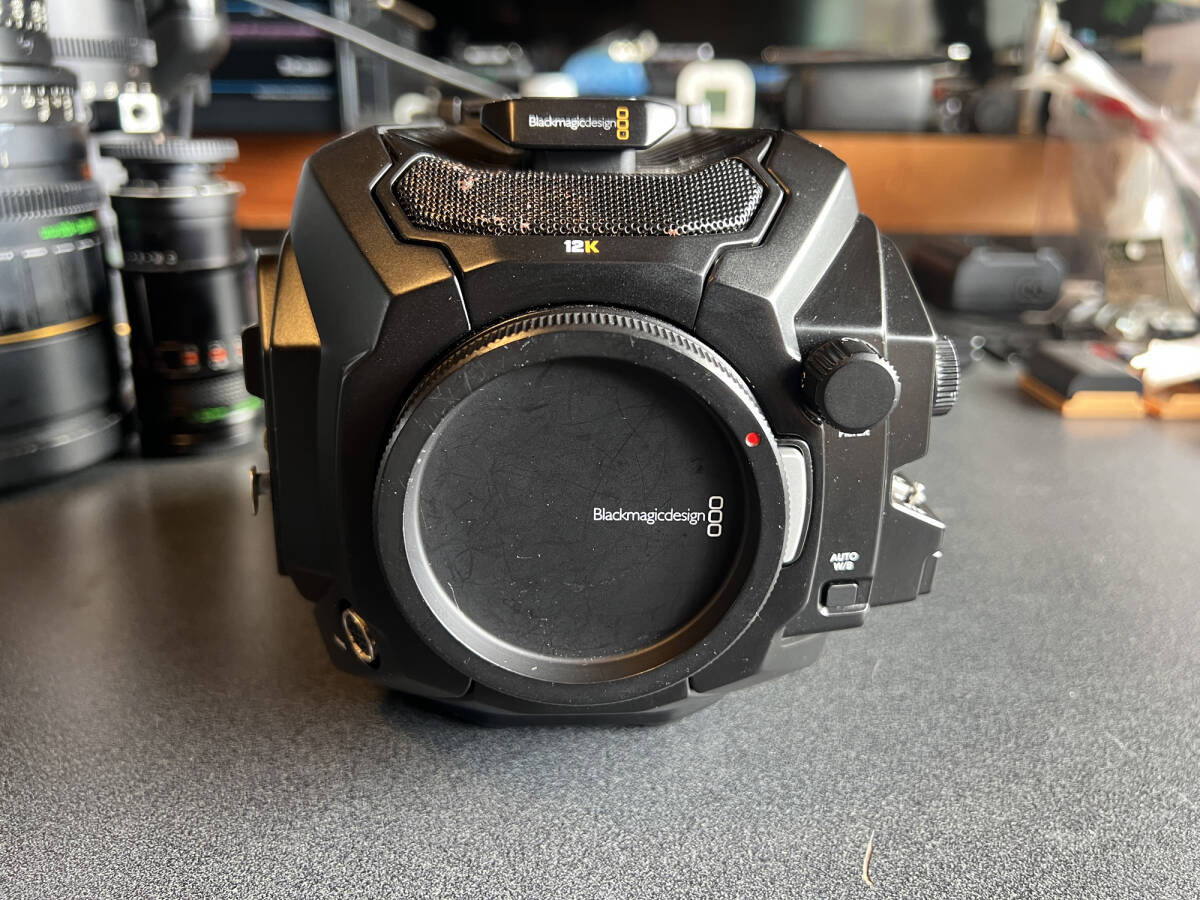 Blackmagic URSA 12K Digital Cinema Camera CANON EF MOUNT [v1247060023]