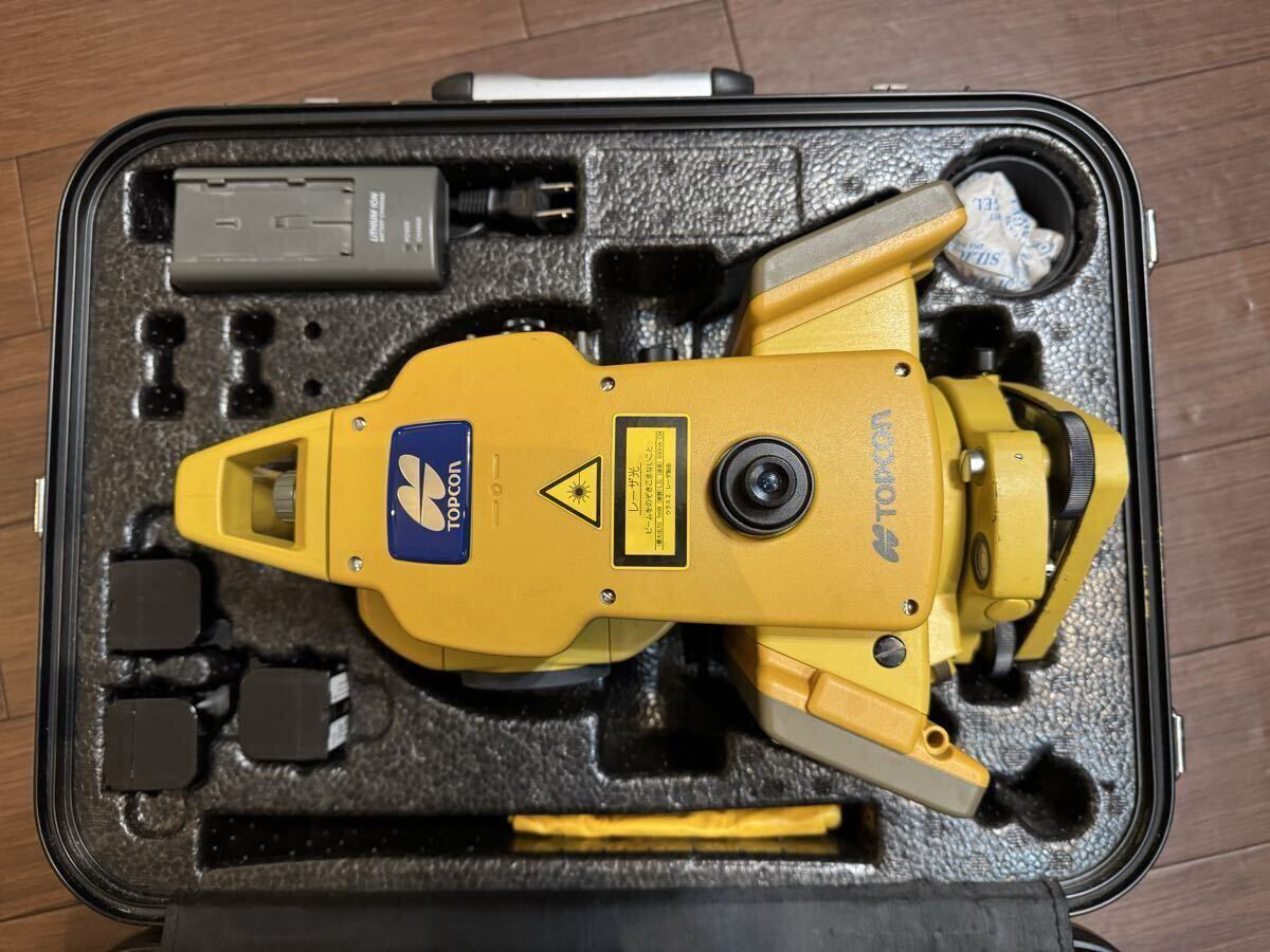 Topcon GPT-7005 Total Station with 3 Batteries and Charger [r1247182348]