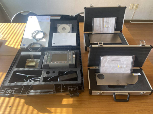 GE Sensing USM35X Ultrasonic Flaw Detector with STB-A1 STB-A2 Test Pieces [x1247420868]
