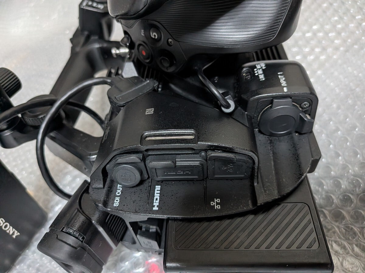 Sony PXW-FS5 Professional Camera with Installed RAW Option 510H Usage [p1247431668]