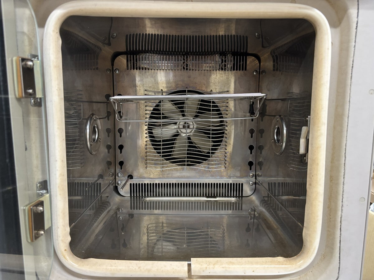 ESPEC SU-261 Environmental Testing Chamber with Stand [b1247562694]