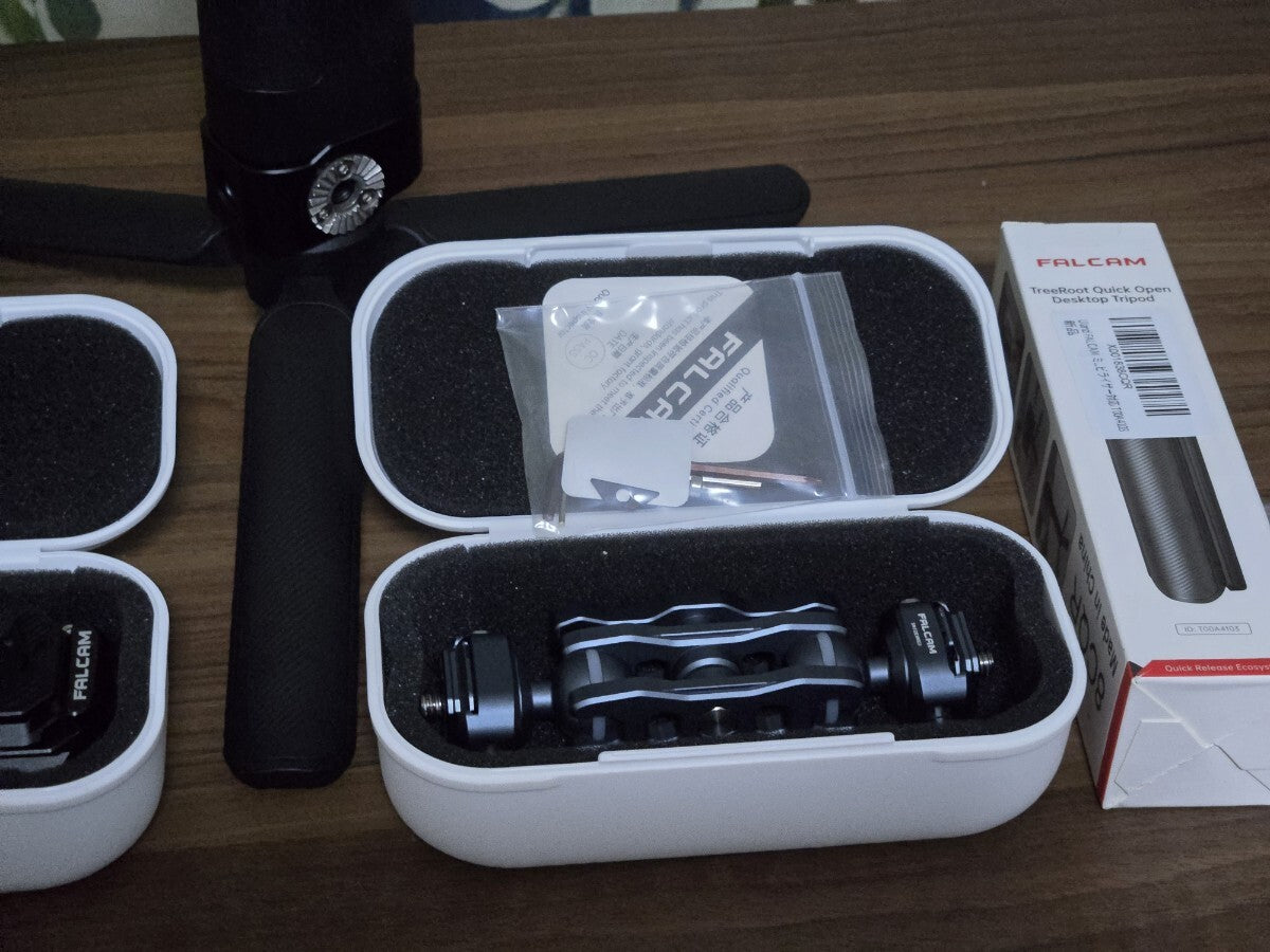 DJI RS4 Gimbal Stabilizer with Accessories [l1248038915]