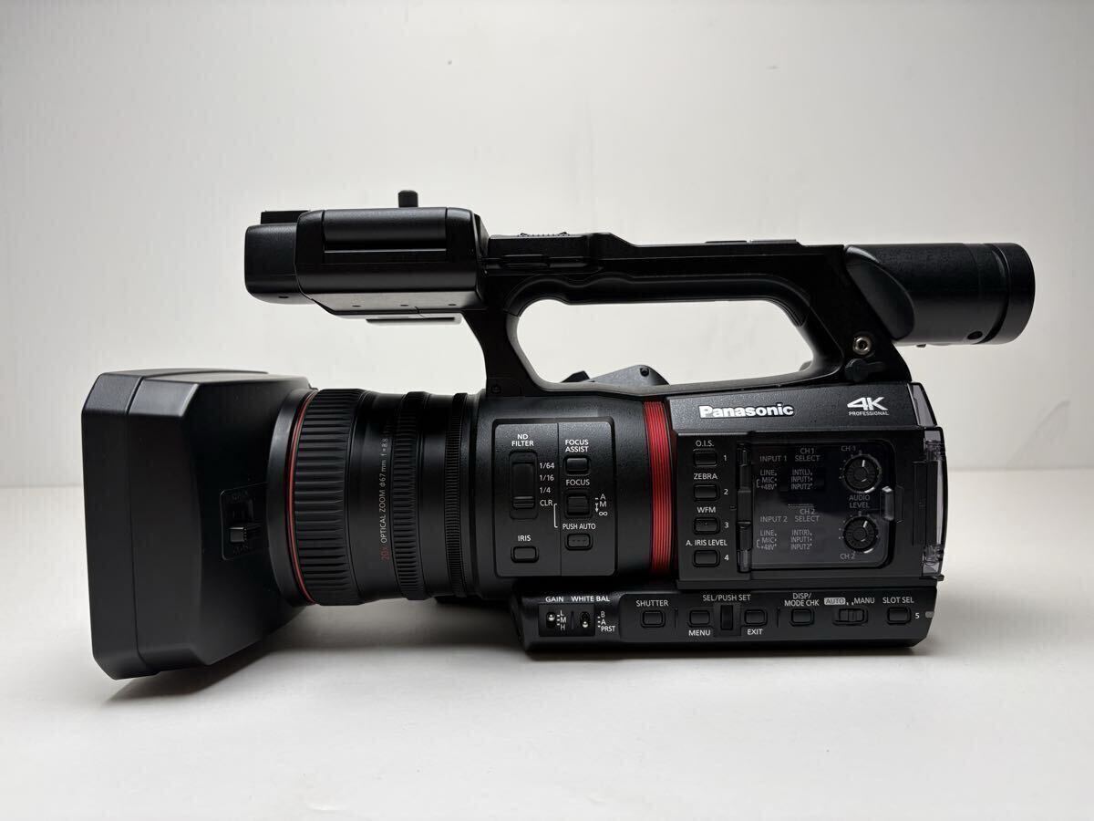 Panasonic AG-CX350 4K Video Camera with 4 Genuine Batteries [s1248237171]