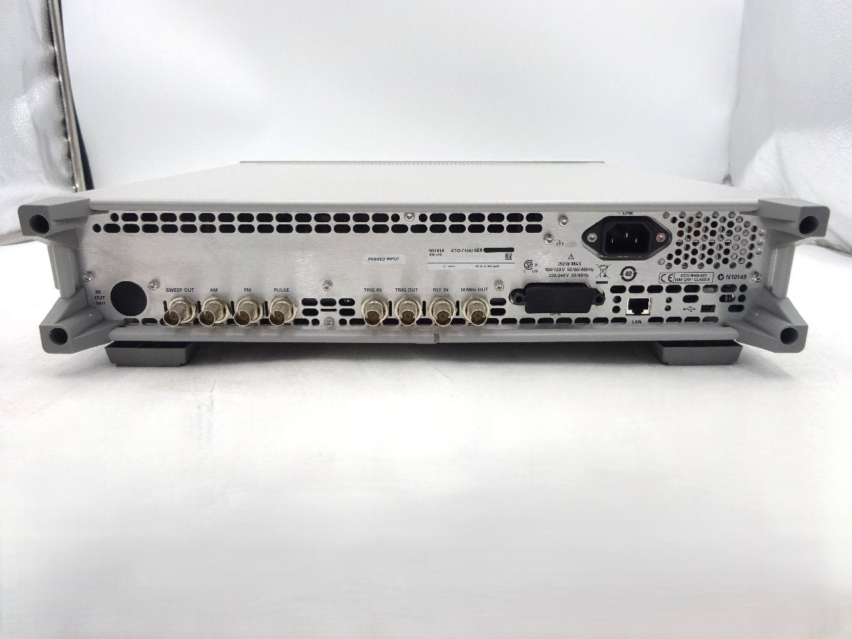 Agilent N5181A Analog Signal Generator [s1248261358]