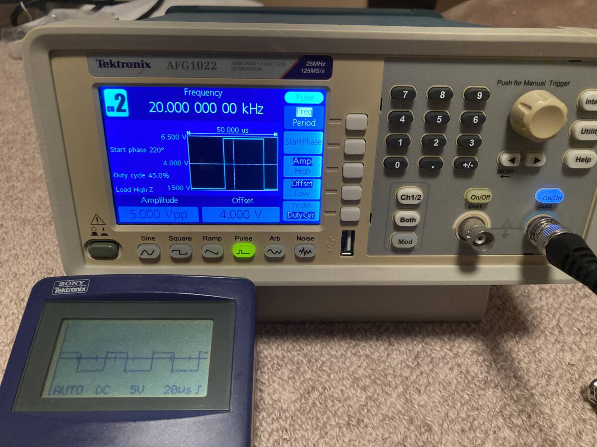 Tektronix AFG1022 Function Generator 25MHz 2 Channels [e1248334323]