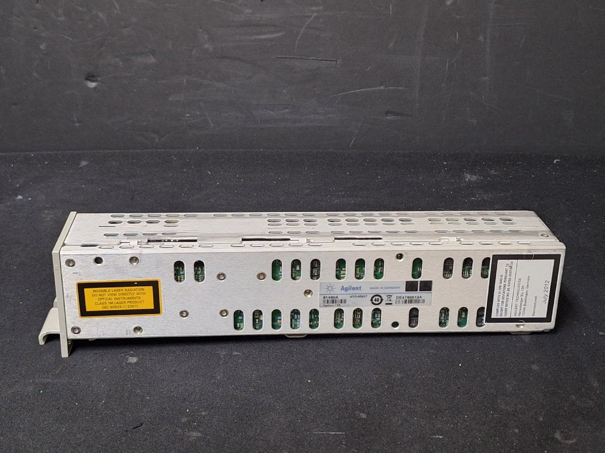 Agilent 81490A Reference Transmitter with Opt.135 [u1248462212]