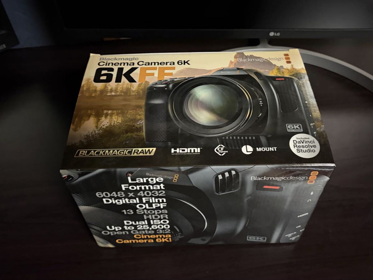 Blackmagic Cinema Camera 6K FF Professional Camera [m1248951214]