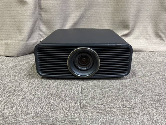 Victor DLA-Z5 Projector [v1248958408]