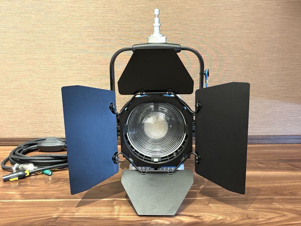 ARRI L7-C LED Fresnel Spotlight [p1249304037]