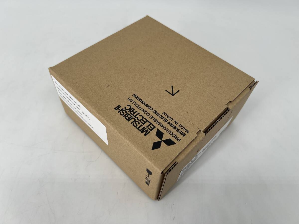 Mitsubishi Electric R08SFCPU-SET Controller with R08SFCPU and R6SFM (open box) [b1249309924]