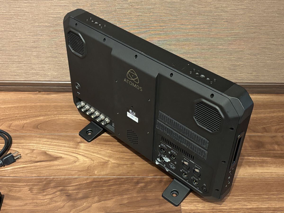 ATOMOS SUMO 19 12G-SDI Monitor Recorder 4K [q1249565540]