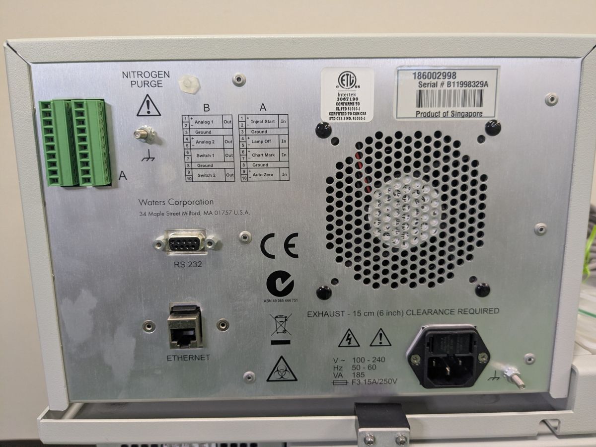 Waters e2695 HPLC Separation Module with PDA Detector 2998 [g1249783542]