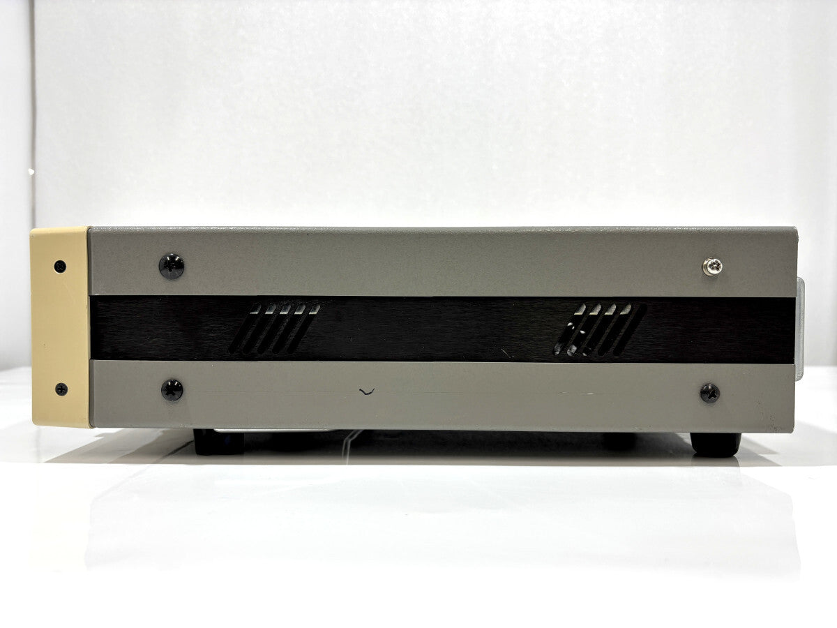 Stanford Research SR560 Low Noise Voltage Preamplifier DC-1MHz [f1249800991]