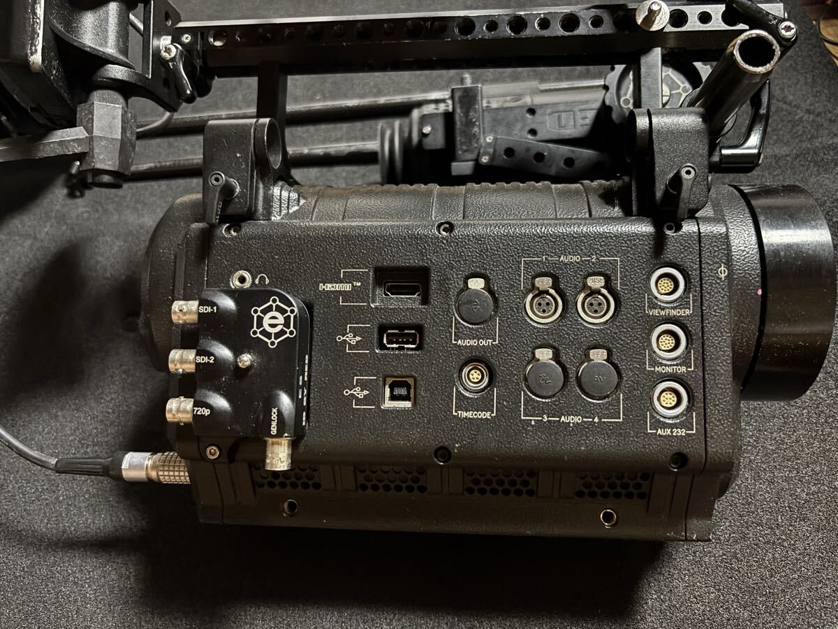 RED ONE Mysterium-X Digital Cinema Camera Full Rig with Finder Monitor CF Cards [u1249841333]
