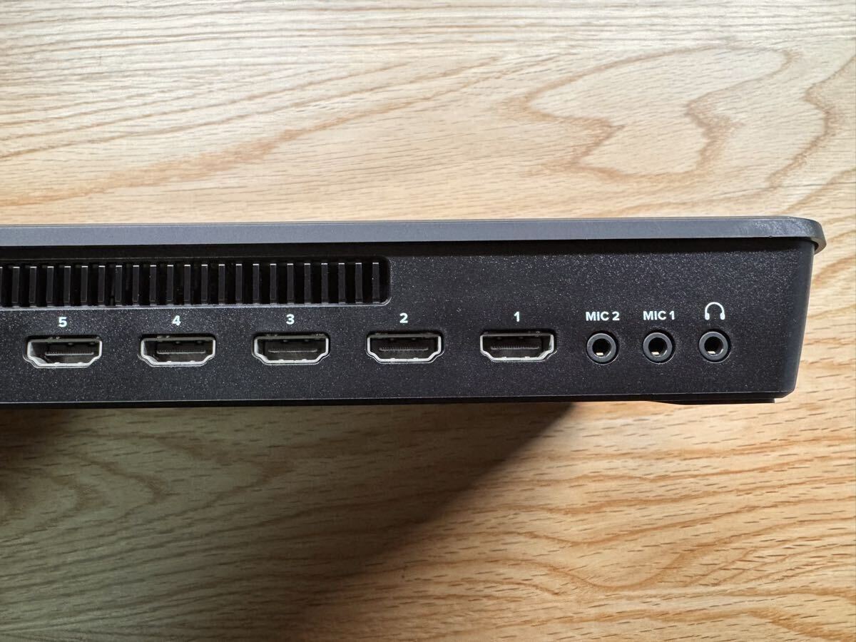 Blackmagic Design ATEM Mini Extreme Live Streaming Switcher [j1249849231]