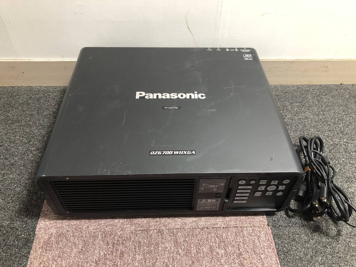 Panasonic PT-DZ6700 Projector 6000 Lumens 50-600 inch Projection Size [s1249993677]