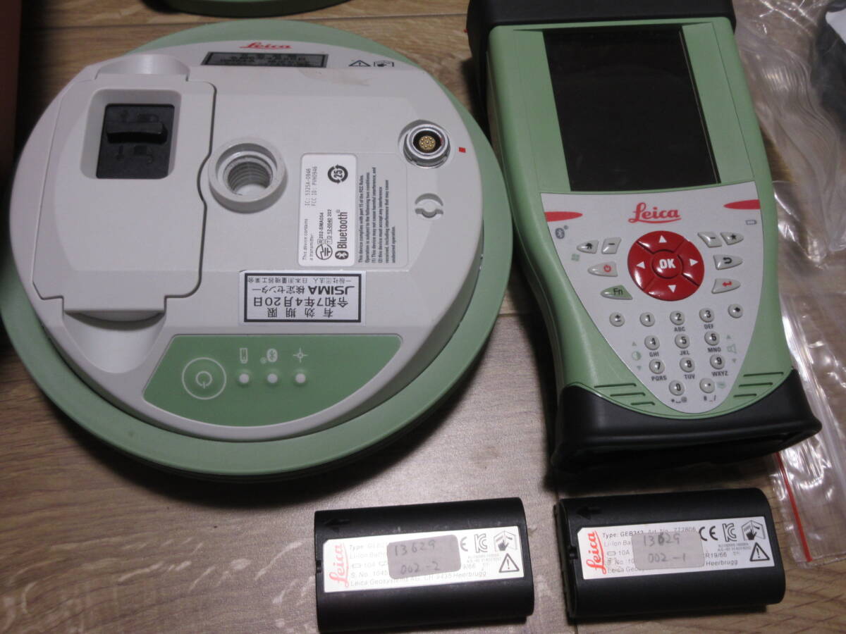 Leica GS08plus Smart Antenna Field Controller CS10 [h1250080620]