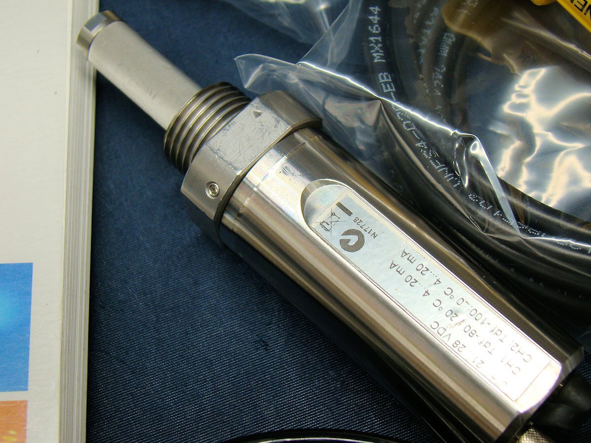Vaisala MI70 DMT152 Dew Point Meter with Probe [p1250227033]