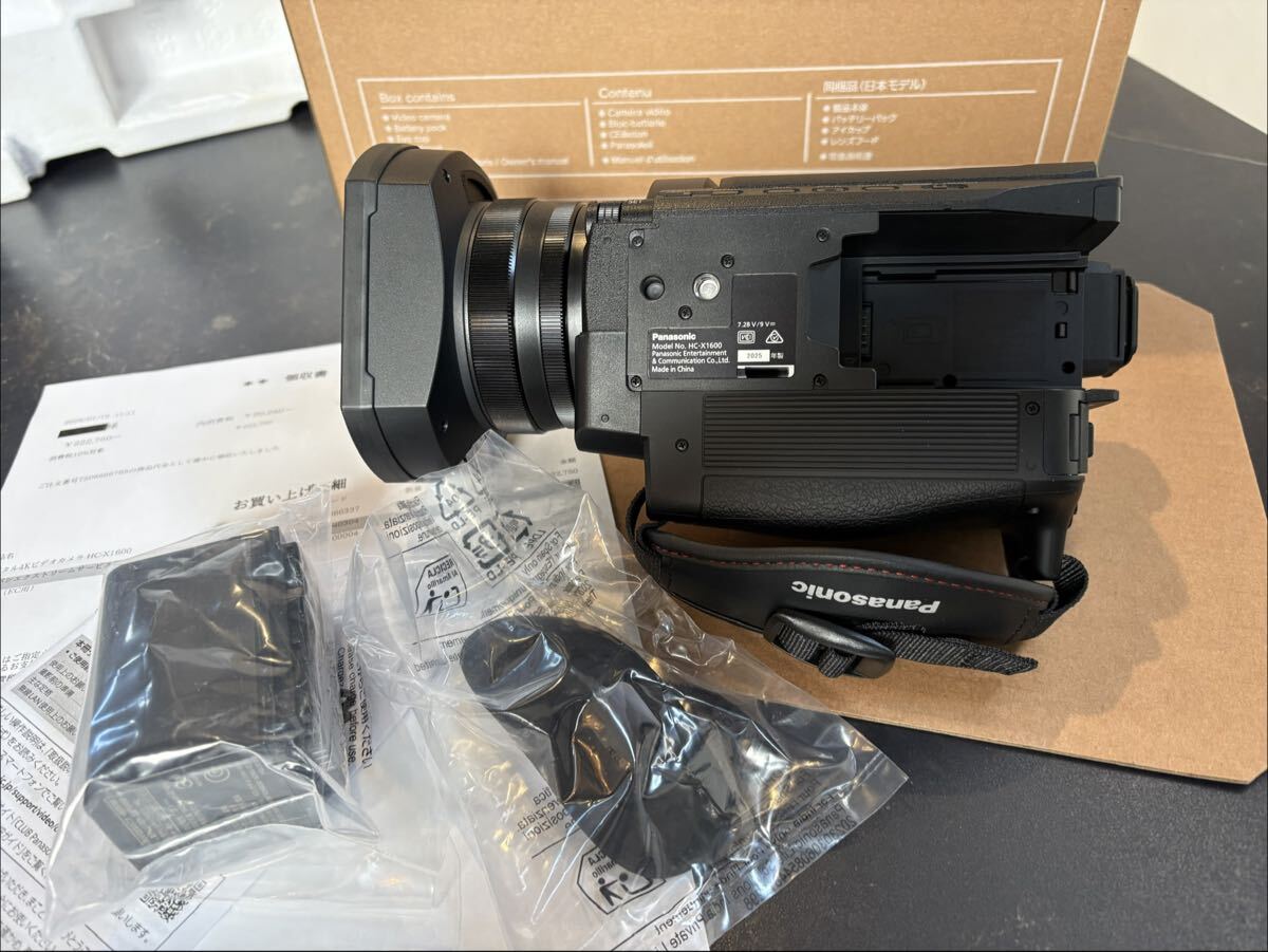 Panasonic HC-X1600 4K Professional Video Camera [d1221661390]