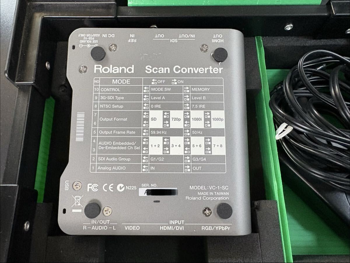 Roland VC-1-SC Video Converter with Case [q1233259187]