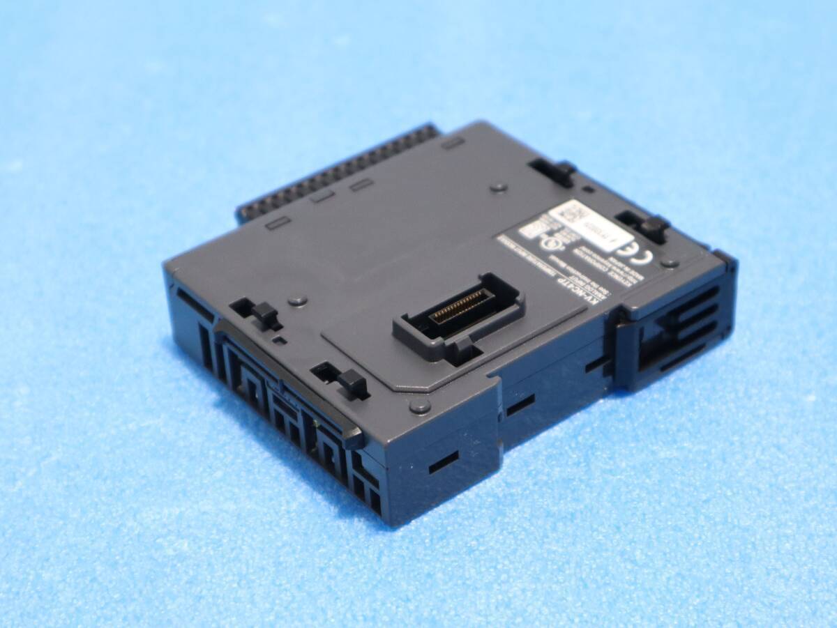Keyence KV-NC4TP Temperature Input Unit 4 Points Set 4 pcs [u1233358402]