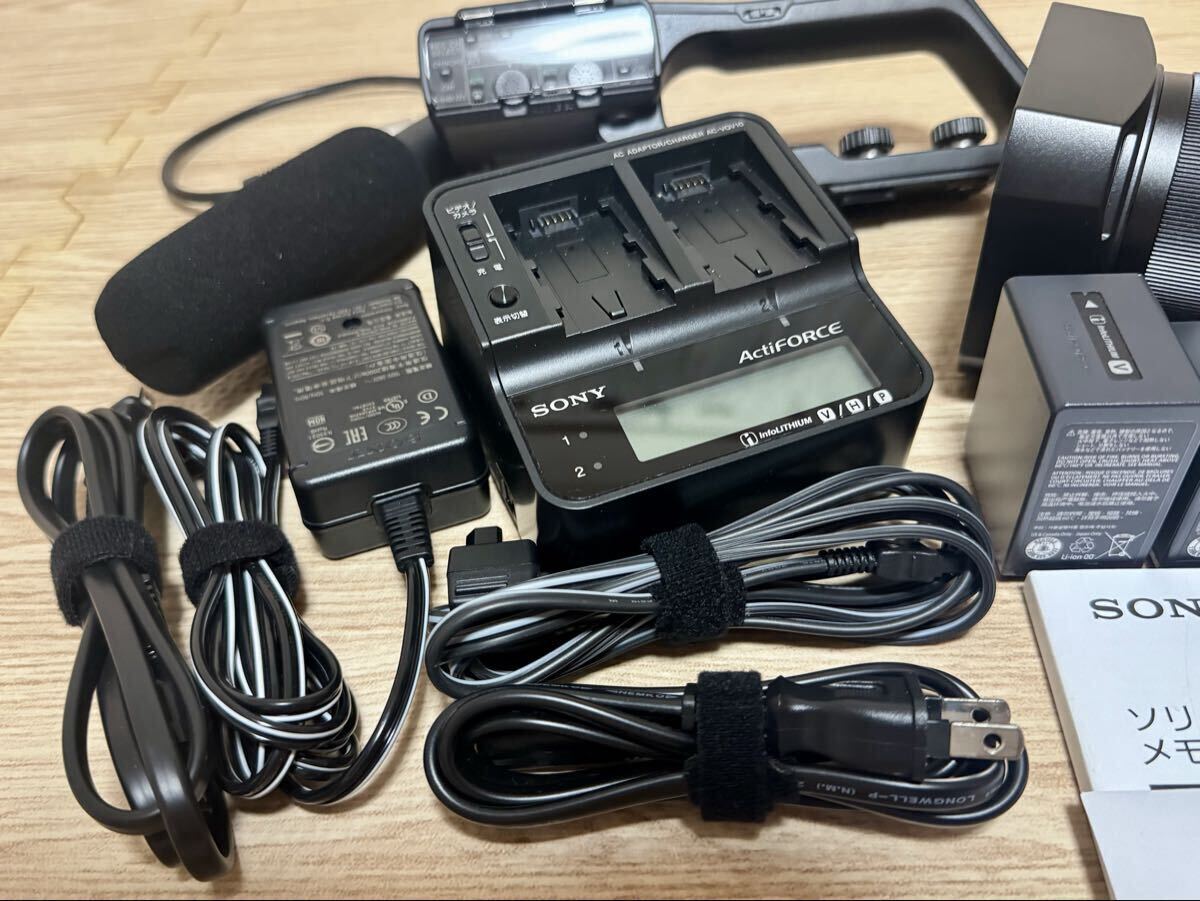 Sony PXW-Z90 4K HDR XDCAM Memory Camcorder with Dual Charger and 2 Batteries [u1242756481]