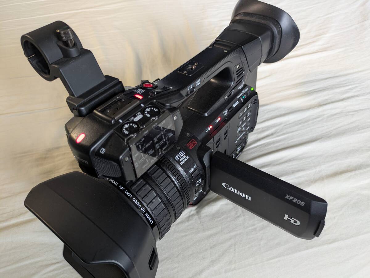 Canon XF205 Professional Video Camera with Accessories [f1248950043]