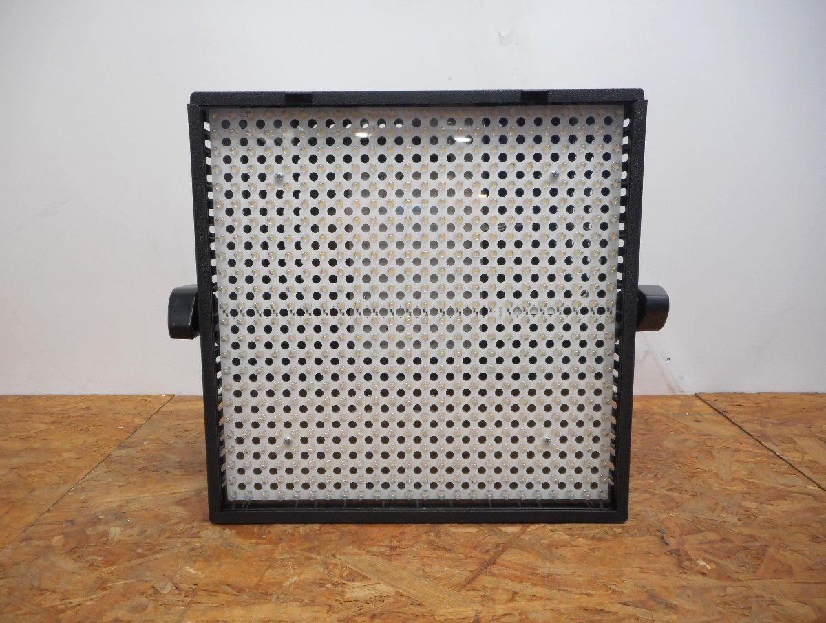 Litepanels 1x1 LS Daylight Spot LED Light 5 Unit Set with Case (as-is) [f1225828258]