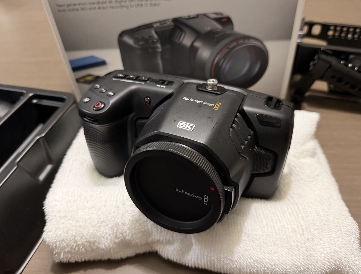 Blackmagic Pocket Cinema Camera 6K with SmallRig Cage [o1246151640]
