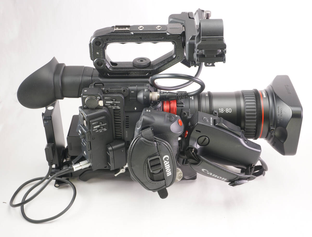 Canon EOS C200 ENG Style Set with CN-E18-80mm T4.4 L IS KAS and 8Sinn VCT Shoulder Plate [d1245313561]
