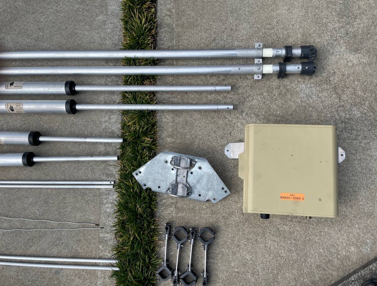 Create Design 330V-2A V-Type Dipole Antenna [j1196044962]