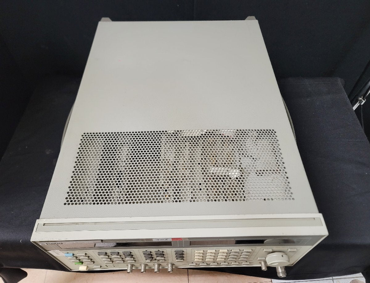 HP 8645A Frequency-Agile Signal Generator 0.26-1030MHz [j1201602517]