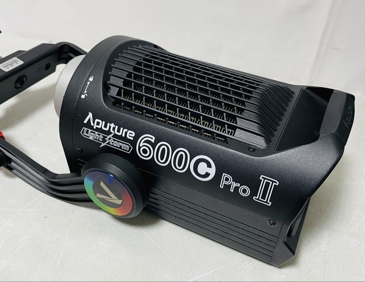 Aputure LS 600c Pro II LED Light [r1238414979]