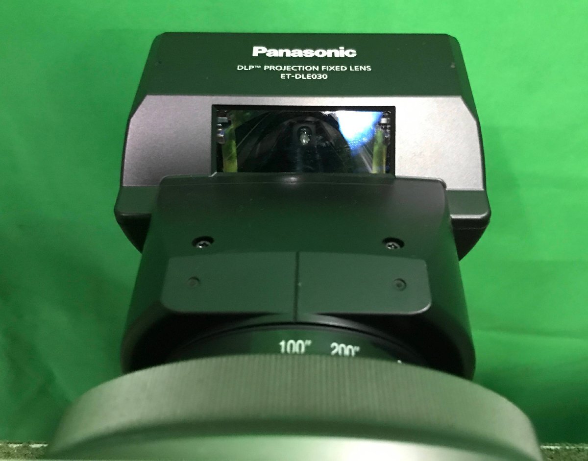 Panasonic PT-DZ870W Projector with ET-DLE030 Lens 276H Usage Time [j1247721356]