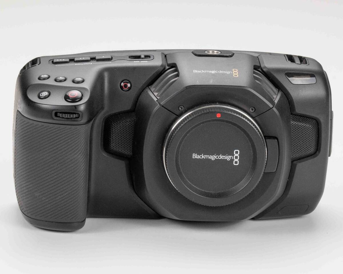 Blackmagic Pocket Cinema Camera 4K MFT Davinci Resolve Studio [t1198363339]
